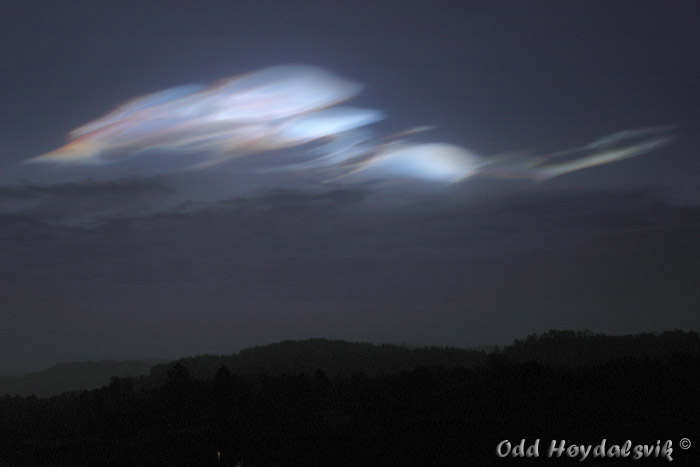 Nacreous clouds