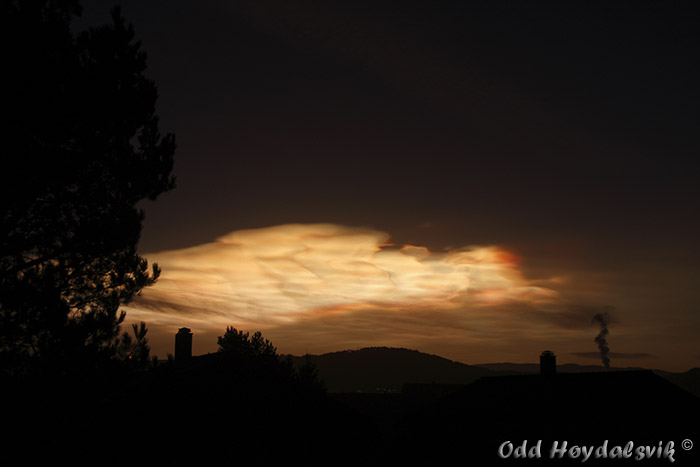 Nacreous clouds