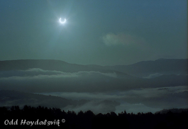 Solar Eclipse 2003 at maximum